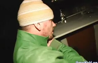 zabawki rozprzestrzeniły się na grupę kobiet darmowe brutalne filmy porno w nocnym klubie