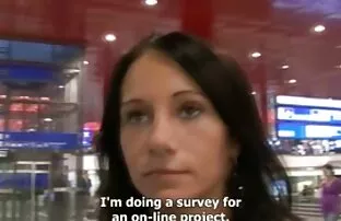 Ojciec przyłapał córkę w kuchni filmiki erotyczne pl z chłopakiem .