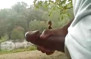 Na wielkich filmy erotyczne ze zwierzętami opalonych nogach, nie, rozmawiał przez telefon z synem z wojska.,