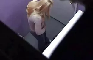 Jej darmowe filmy erotyczne w autobusie taksówkarz