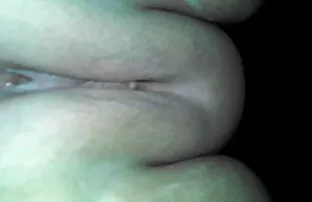 Przystojny śniady mężczyzna jest zawsze zadowolony darmowe filmiki porno z malolatami