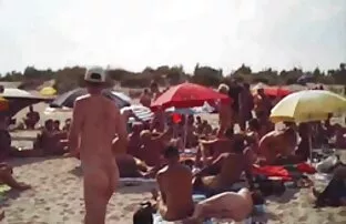 Nadzieja Blondynka filmy erotyczne ze zwierzętami